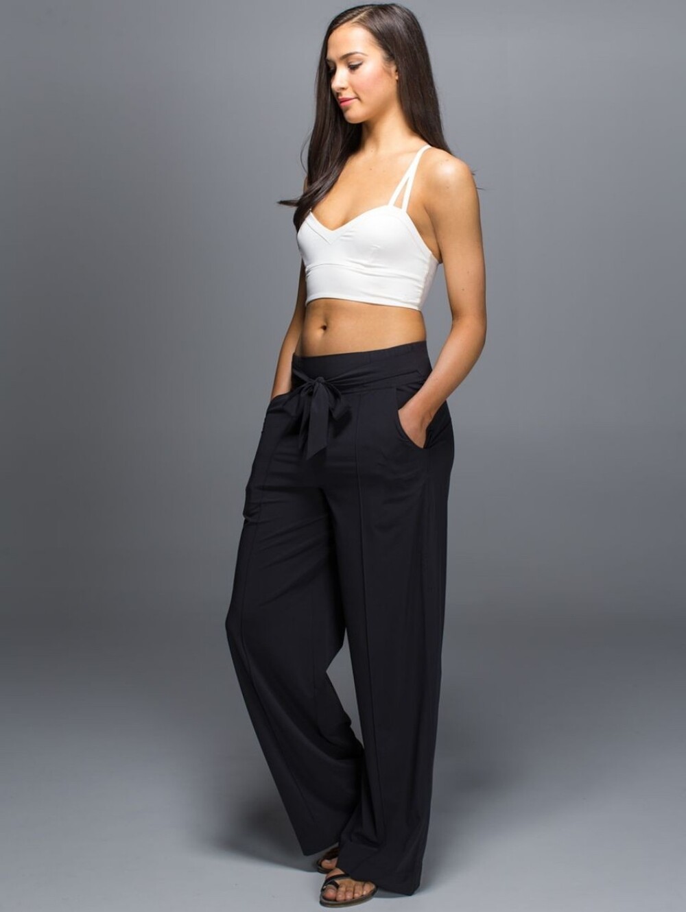 Lululemon Size 4 Noir Pant